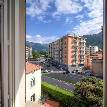 Easy Lake Como